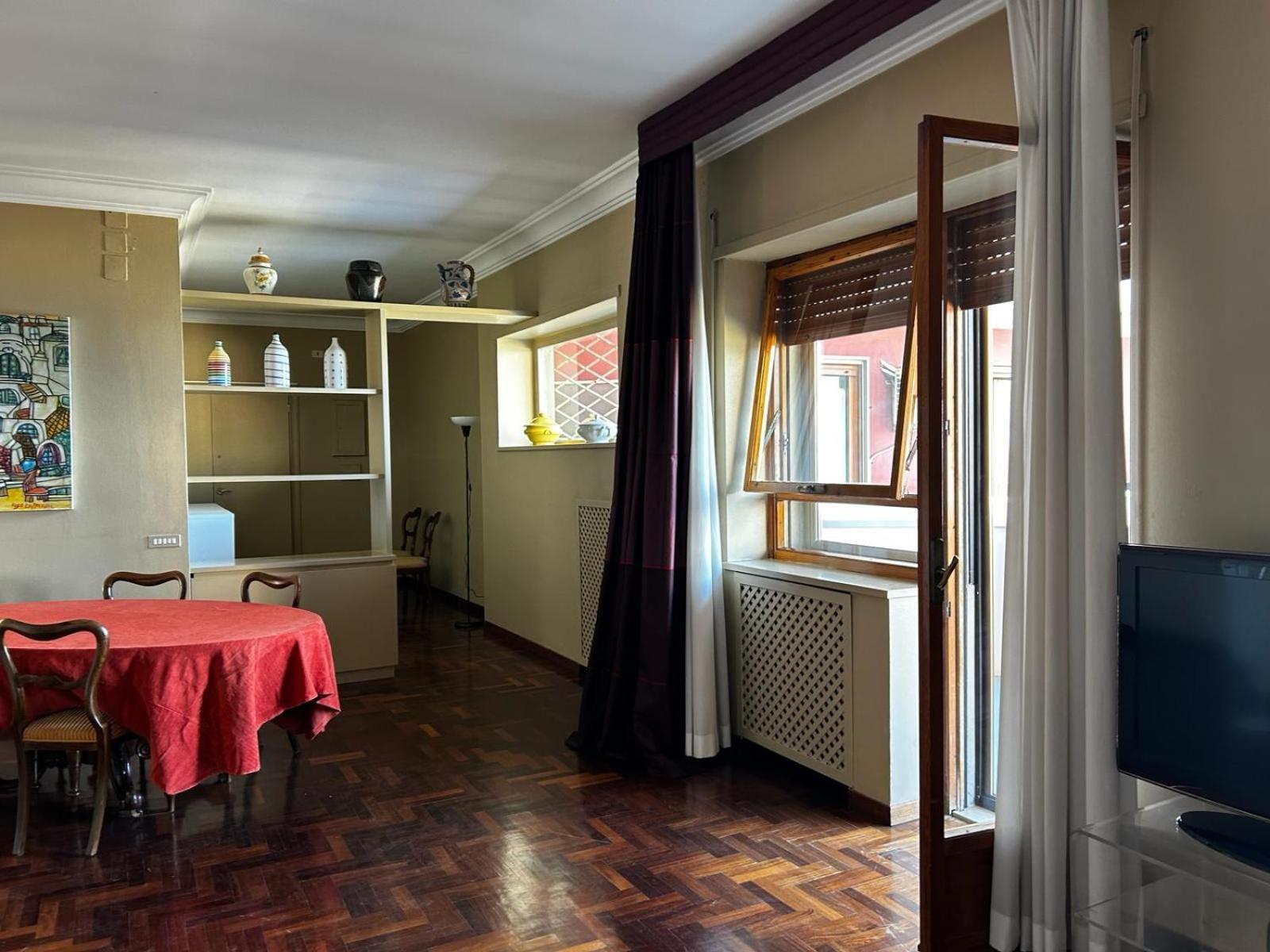 Front Beach Apartment - 3 Bedrooms Bari Eksteriør bilde